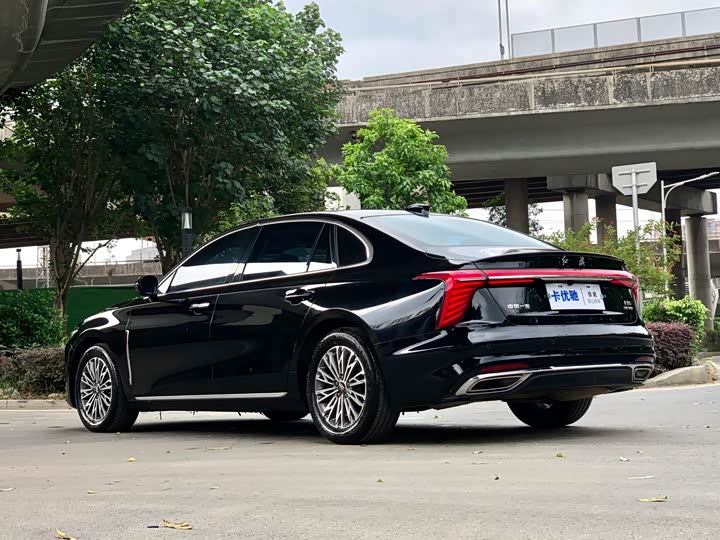 Фото 5 - Hongqi H5