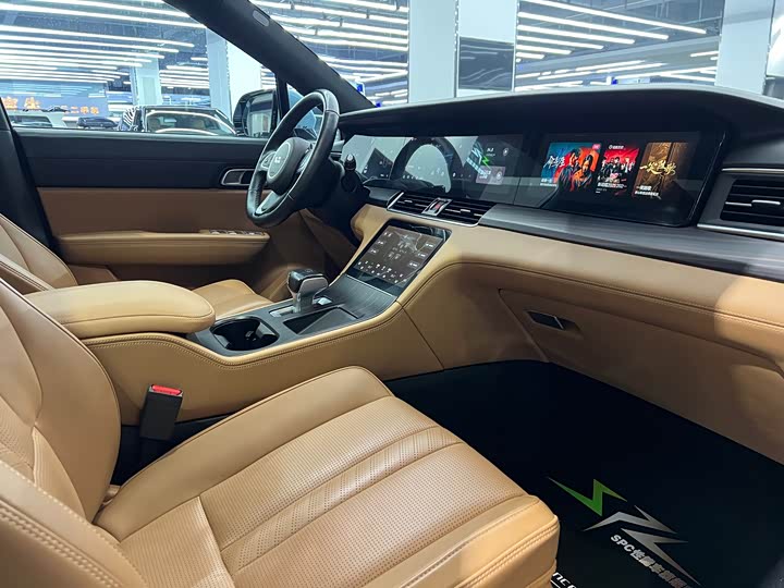 Фото 14 - LiXiang One