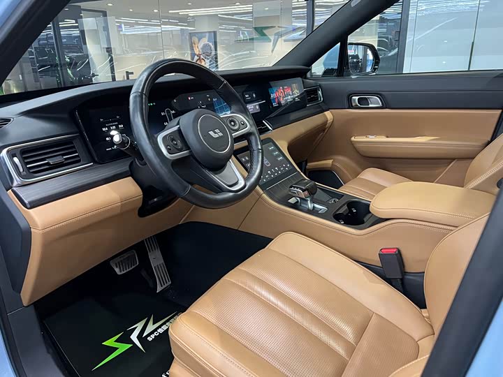 Фото 5 - LiXiang One