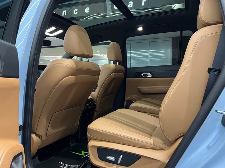 Фото 9 - LiXiang One