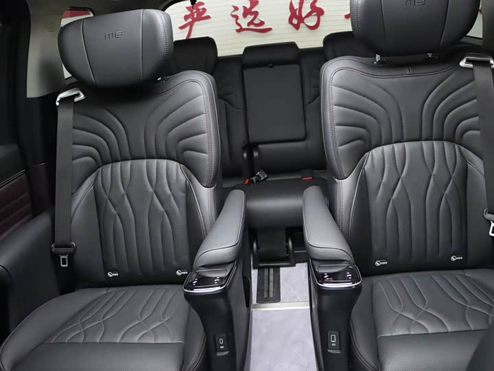 Фото 14 - GAC Trumpchi M8