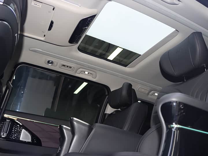 Фото 24 - GAC Trumpchi M8