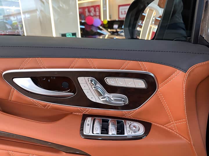 Фото 8 - Mercedes-Benz Vito