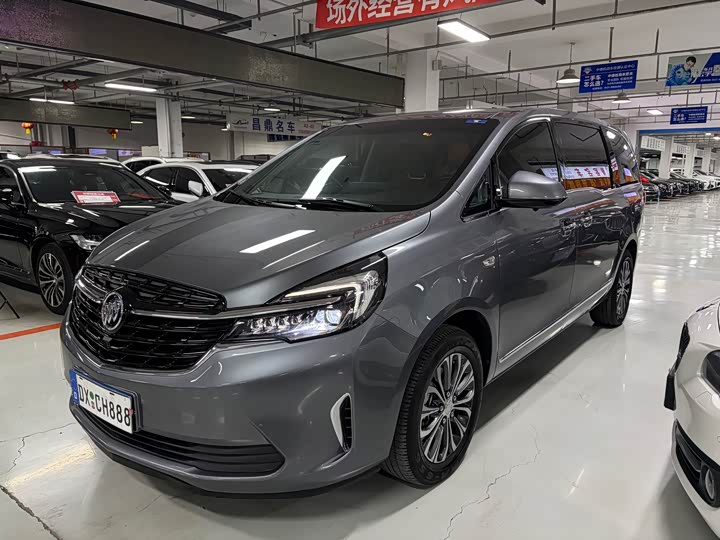 Фото 1 - Buick GL8 ES