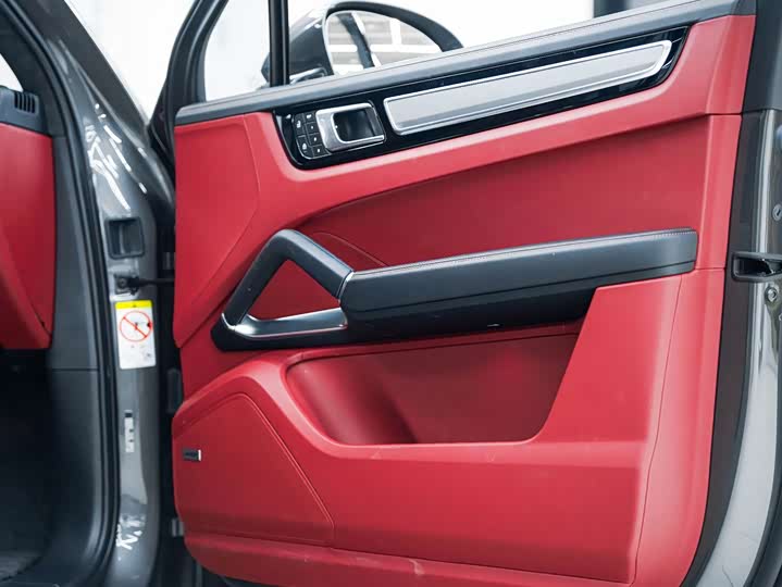 Фото 15 - Porsche Cayenne