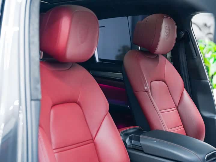 Фото 18 - Porsche Cayenne