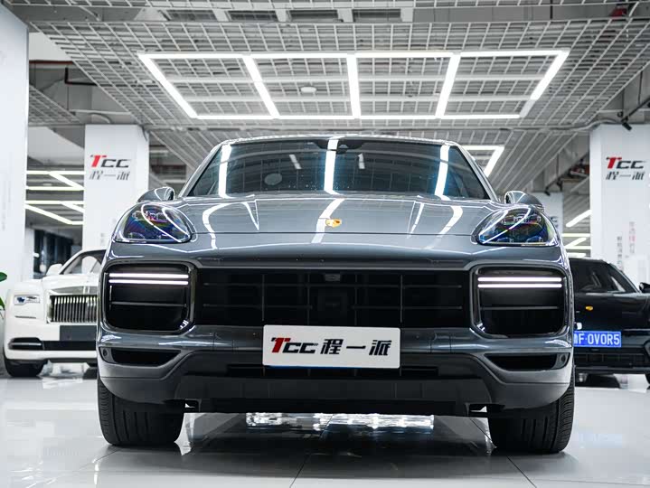 Фото 3 - Porsche Cayenne