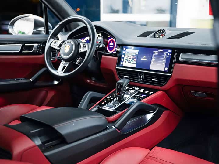 Фото 9 - Porsche Cayenne