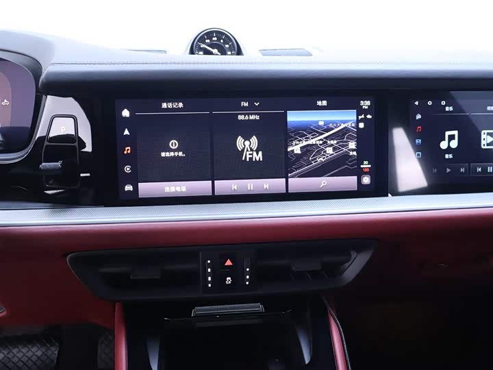 Фото 11 - Porsche Cayenne