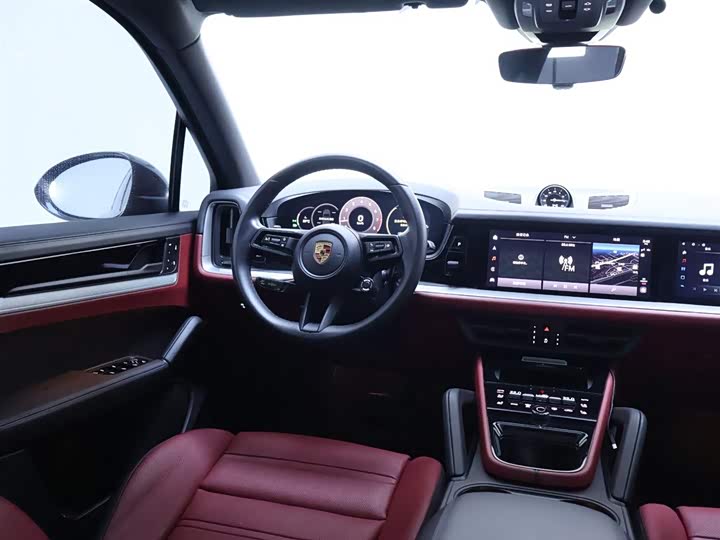 Фото 16 - Porsche Cayenne