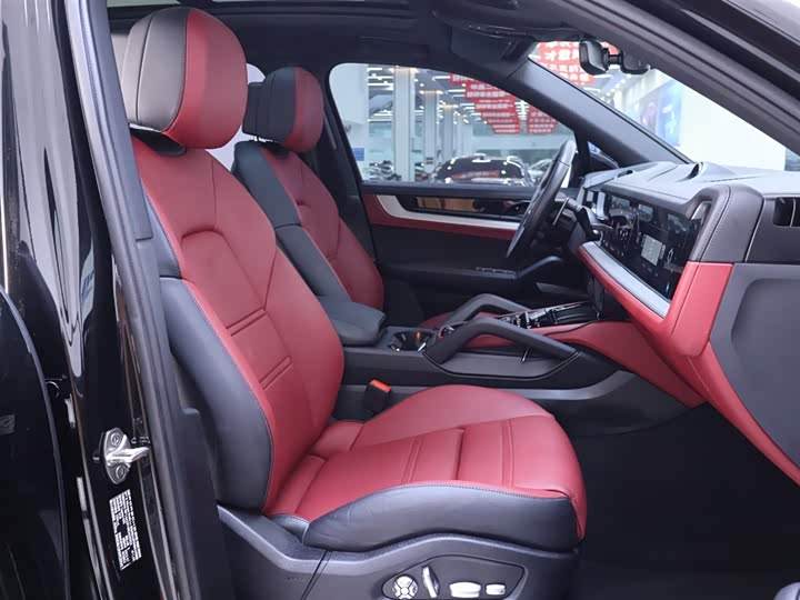 Фото 22 - Porsche Cayenne