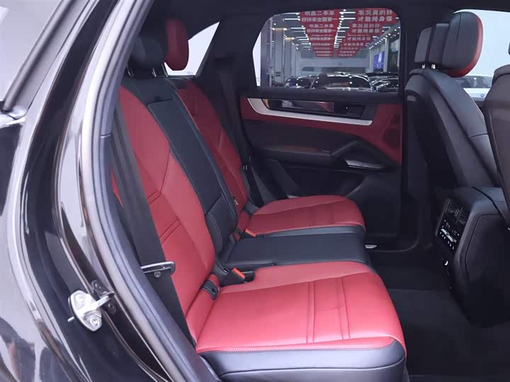 Фото 23 - Porsche Cayenne