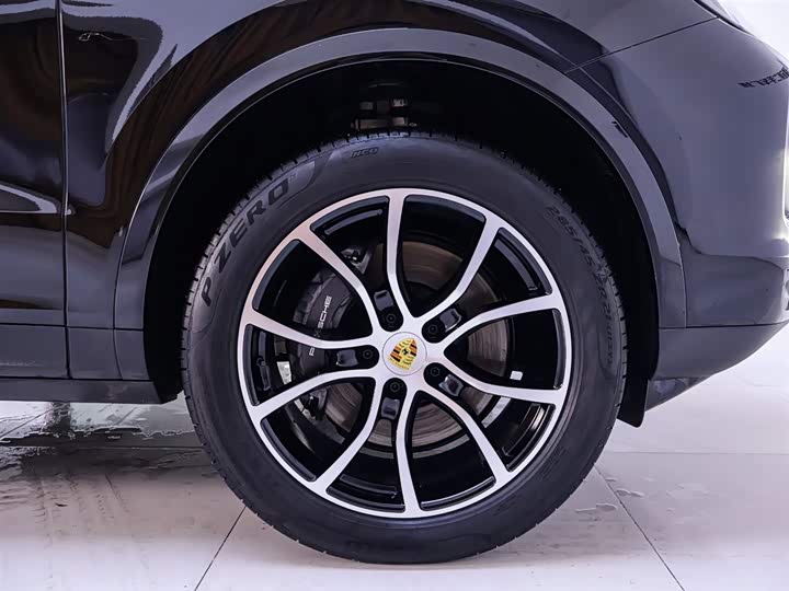 Фото 6 - Porsche Cayenne
