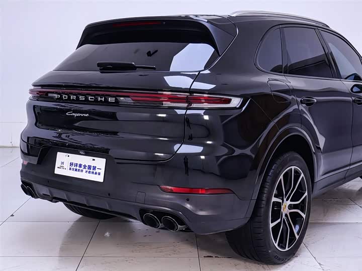 Фото 8 - Porsche Cayenne
