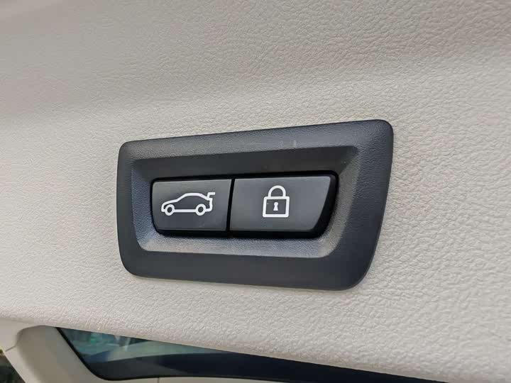 Фото 12 - BMW X3