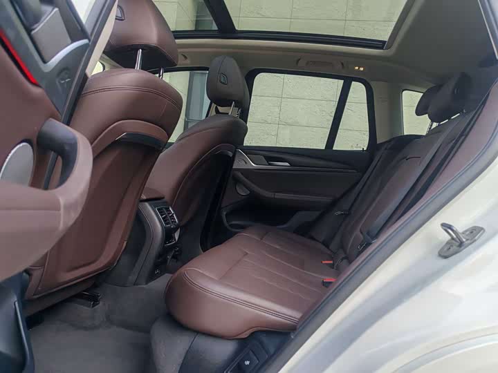 Фото 13 - BMW X3