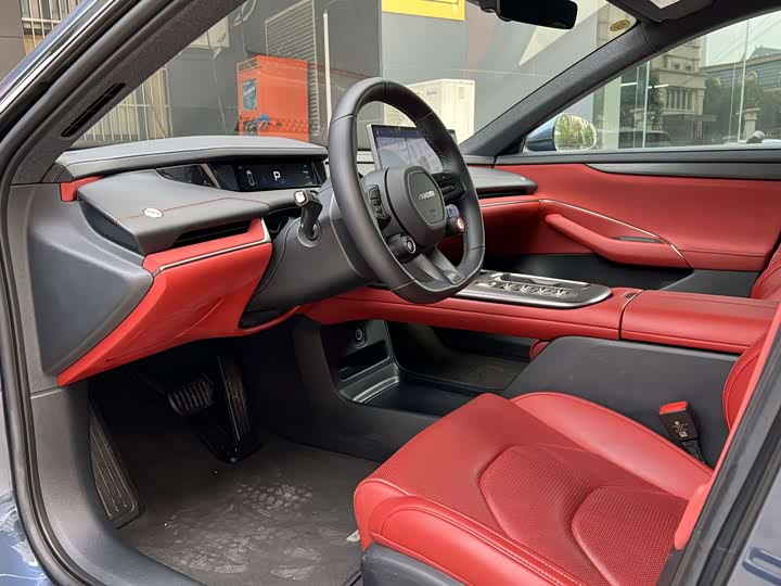 Фото 2 - Xiaomi SU7