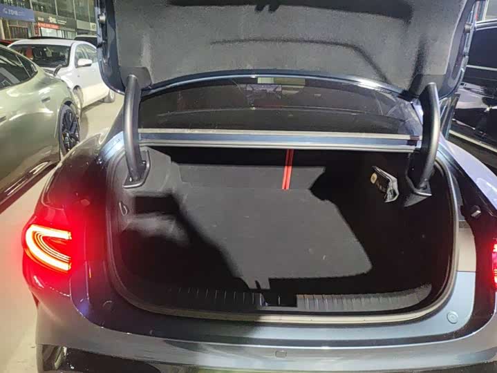 Фото 7 - Xiaomi SU7