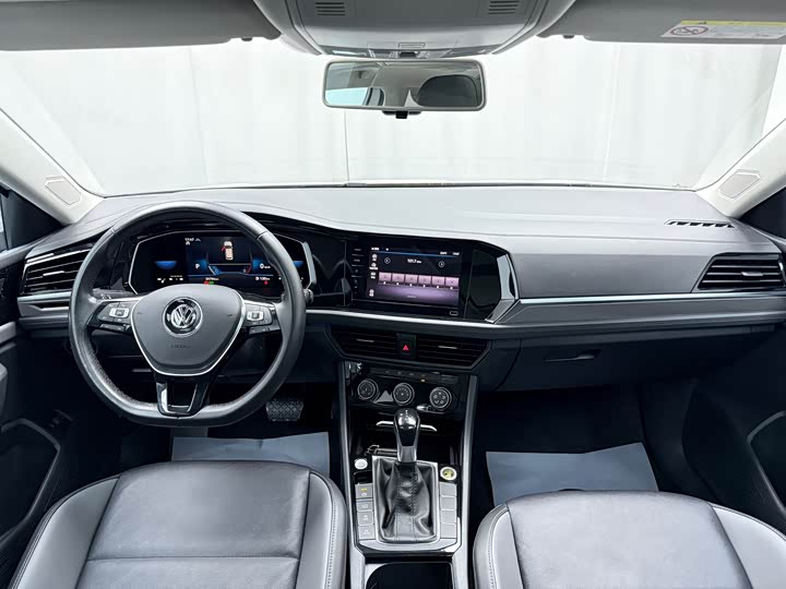 Фото 6 - Volkswagen Sagitar L