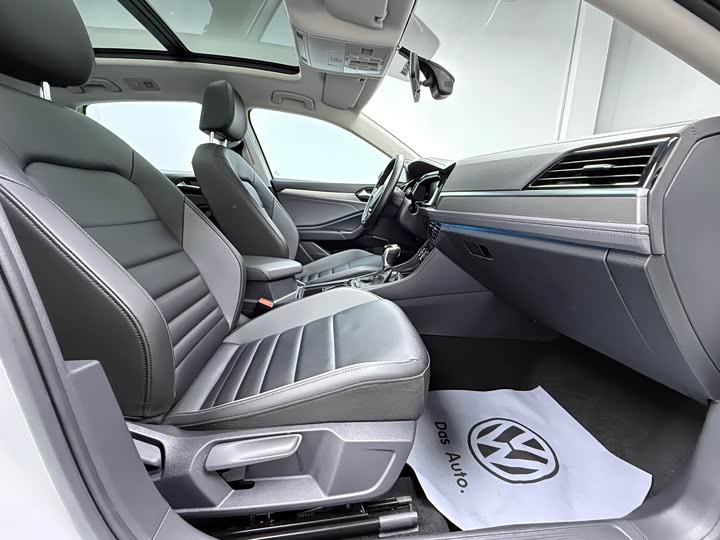 Фото 8 - Volkswagen Sagitar L