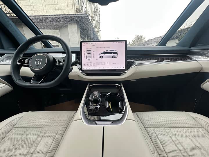 Фото 9 - Zeekr 009