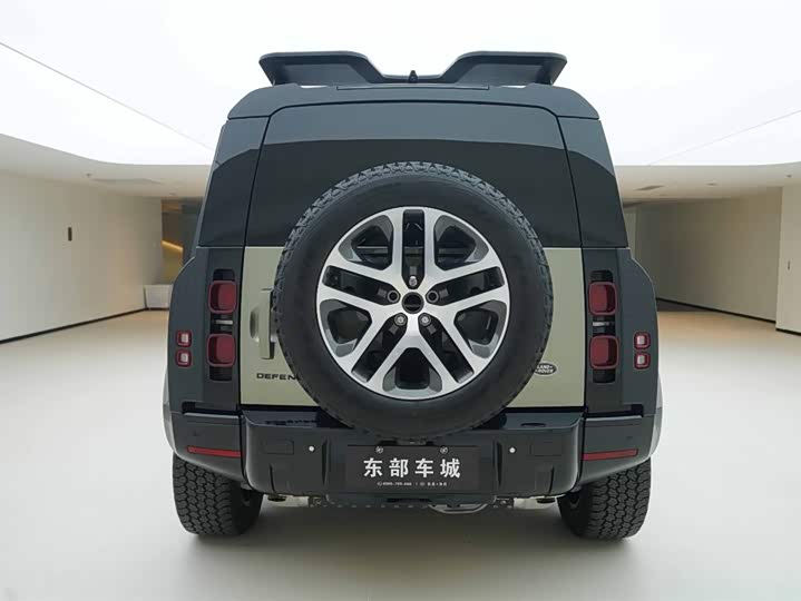 Фото 4 - Land Rover Defender