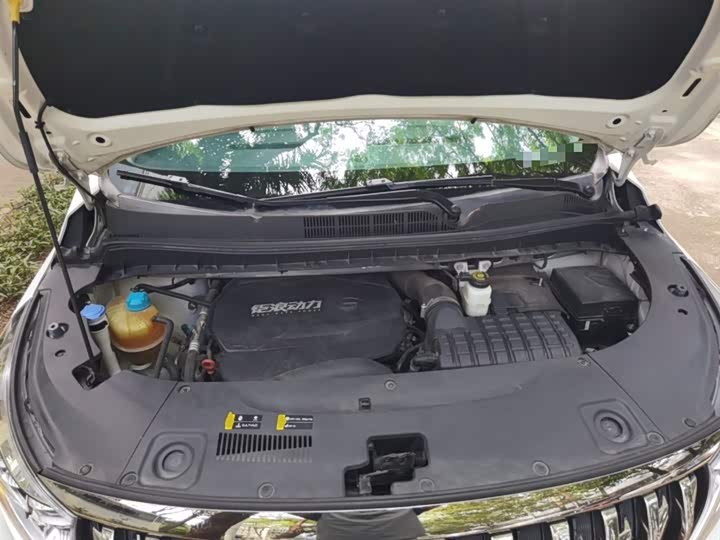 Фото 11 - GAC Trumpchi M8