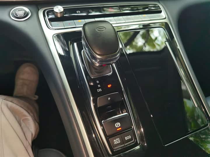 Фото 7 - GAC Trumpchi M8