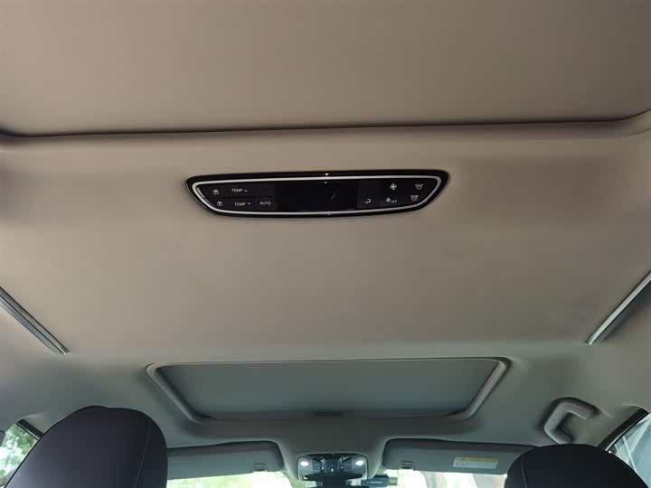 Фото 9 - GAC Trumpchi M8