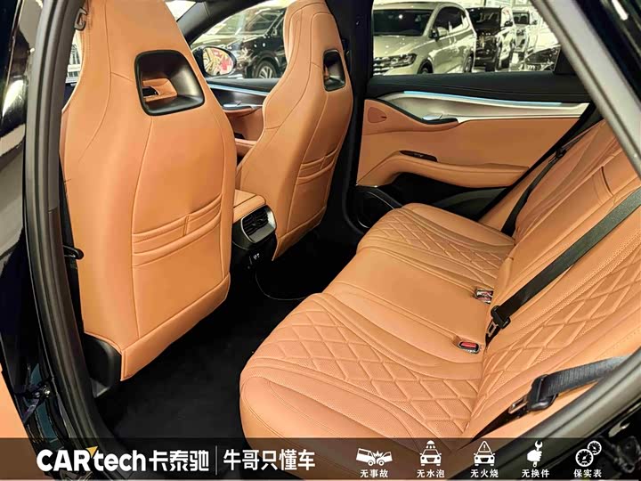 Фото 25 - BYD Sea Lion 07 EV