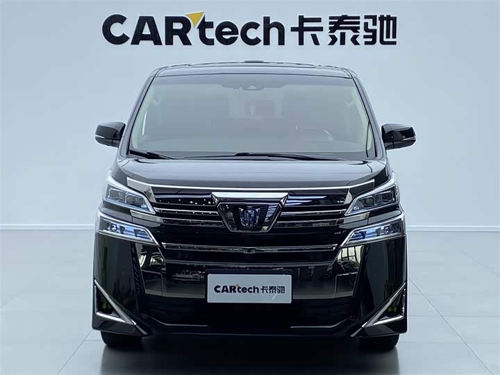 Фото 3 - Toyota Vellfire