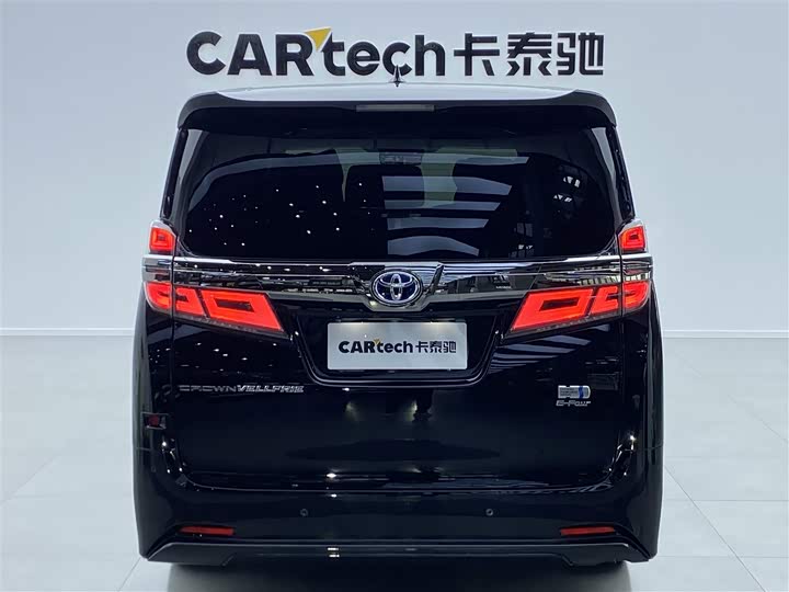 Фото 4 - Toyota Vellfire