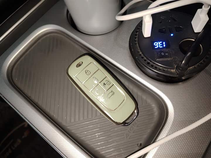 Фото 9 - GAC Aion Y