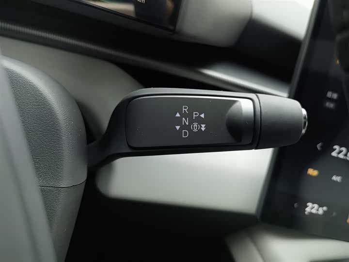 Фото 13 - XPeng P7