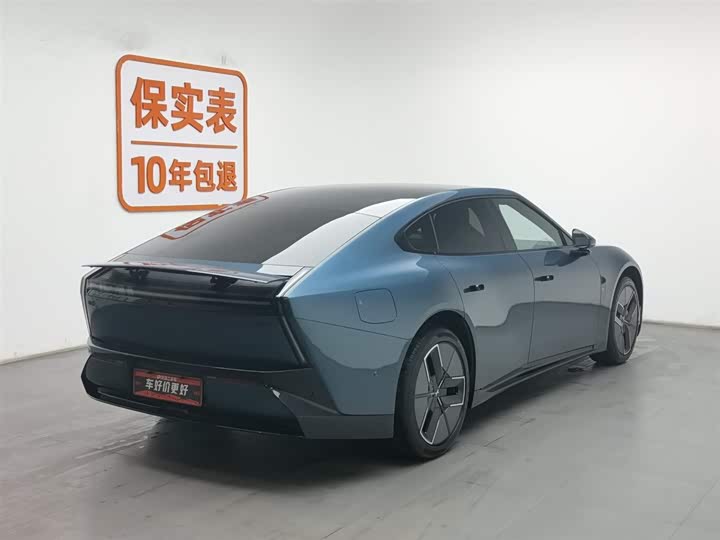 Фото 2 - XPeng P7