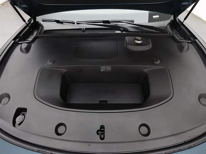 Фото 6 - XPeng P7