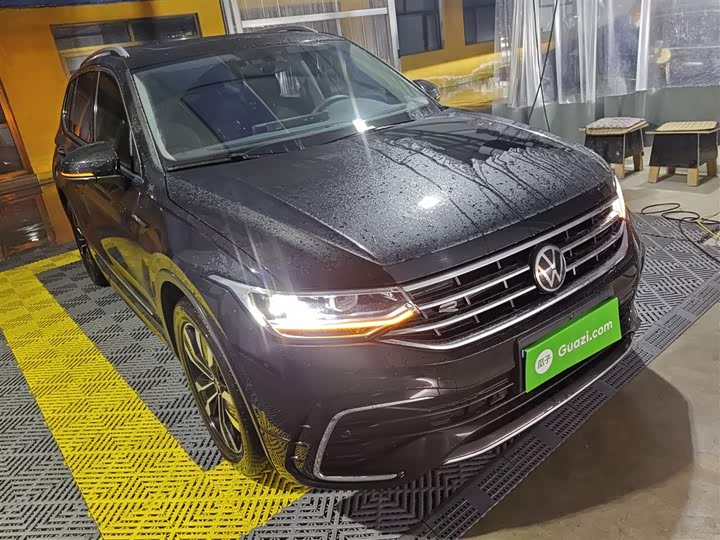 Фото 4 - Volkswagen Tiguan L Pro