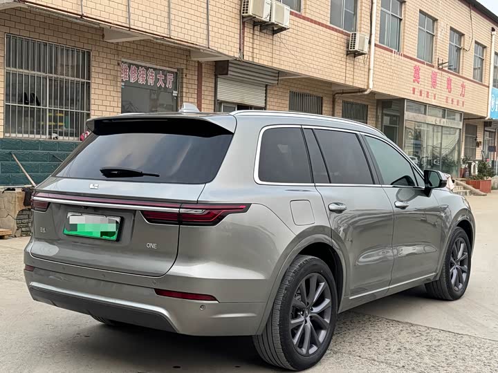 Фото 6 - LiXiang One