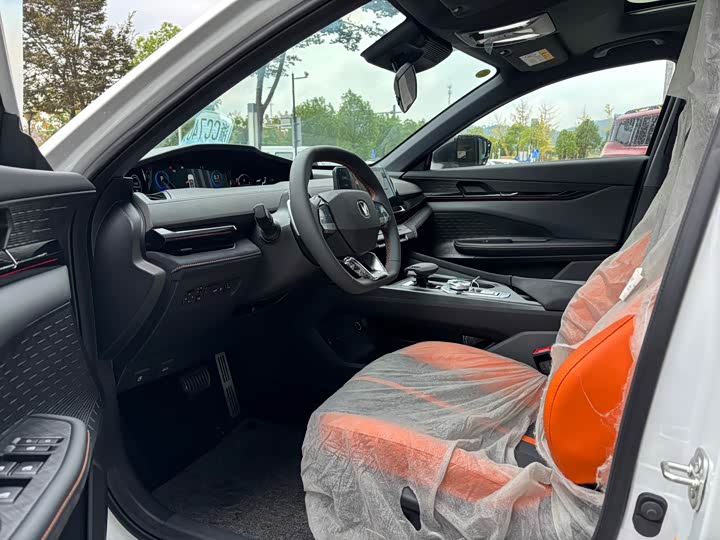 Фото 5 - Changan UNI-V