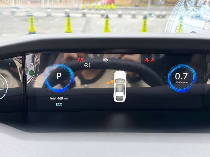 Фото 6 - Changan UNI-V