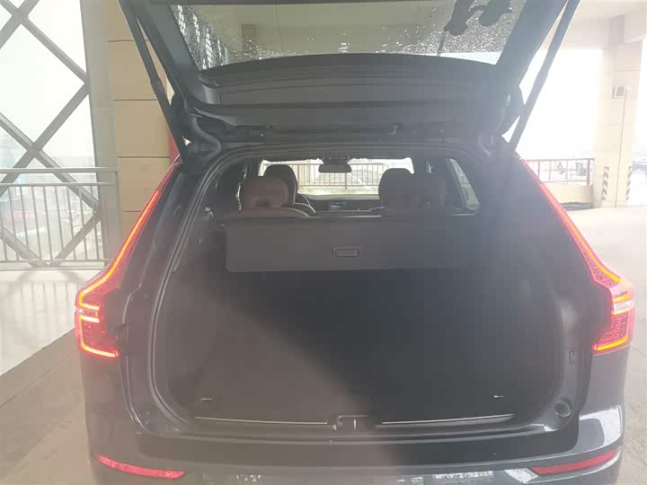 Фото 19 - Volvo XC60