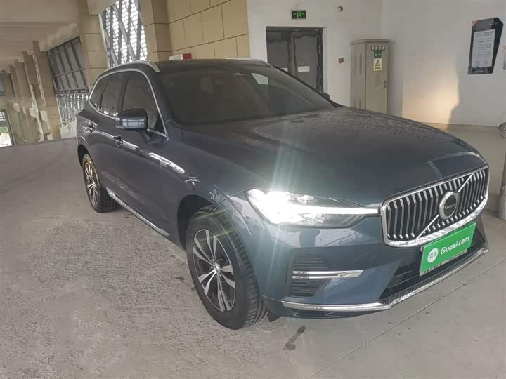 Фото 4 - Volvo XC60