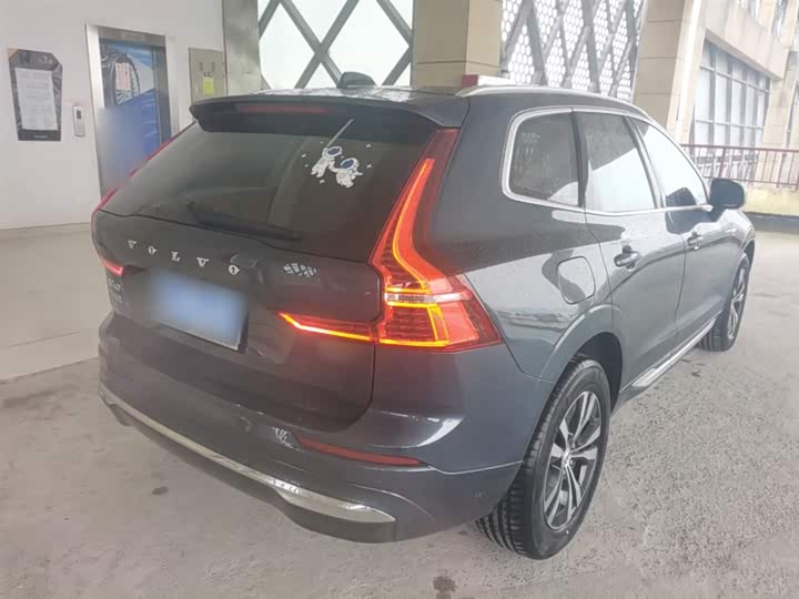 Фото 7 - Volvo XC60