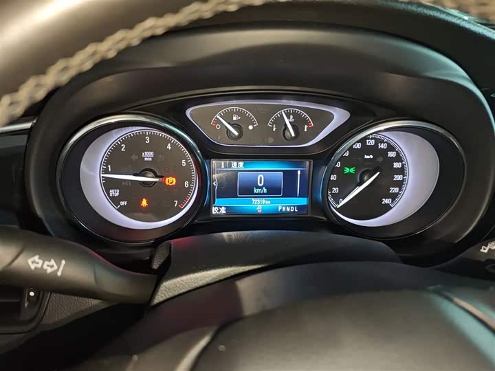 Фото 12 - Buick Envision Plus