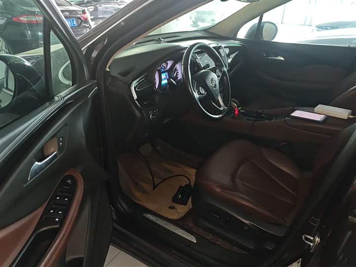 Фото 16 - Buick Envision Plus