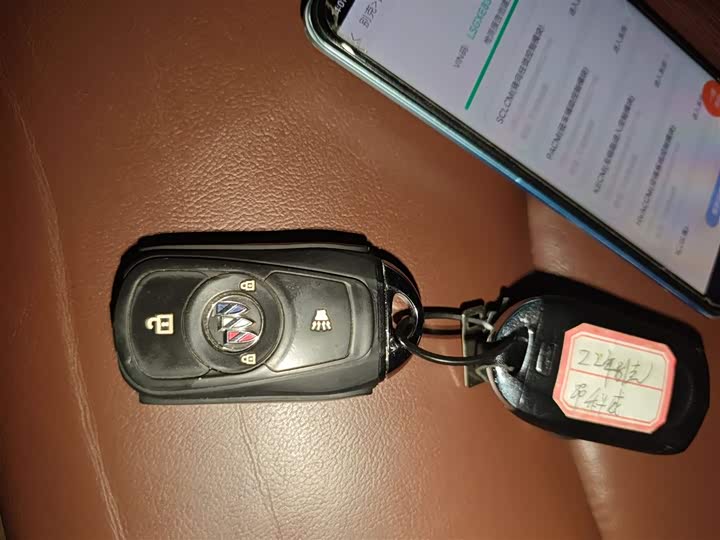 Фото 9 - Buick Envision Plus