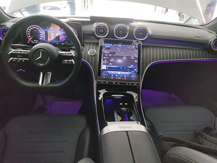 Фото 10 - Mercedes-Benz C-Class