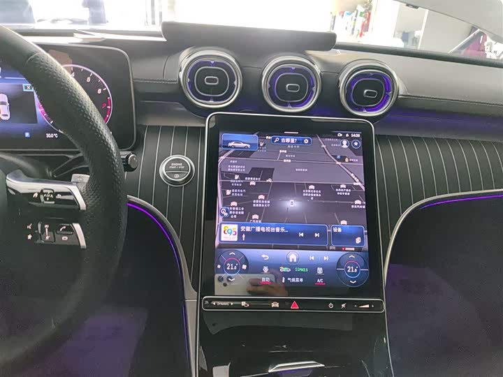 Фото 13 - Mercedes-Benz C-Class