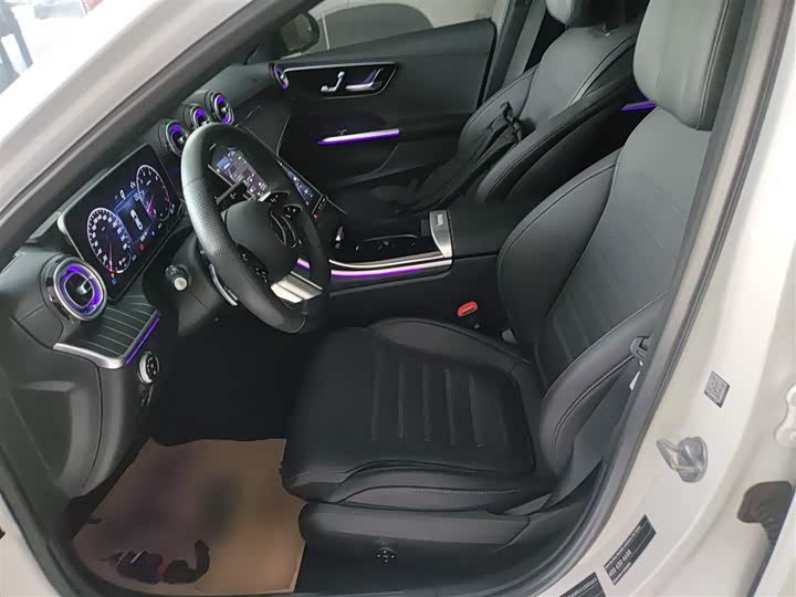 Фото 15 - Mercedes-Benz C-Class