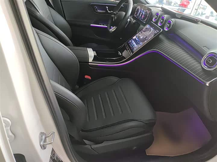 Фото 25 - Mercedes-Benz C-Class